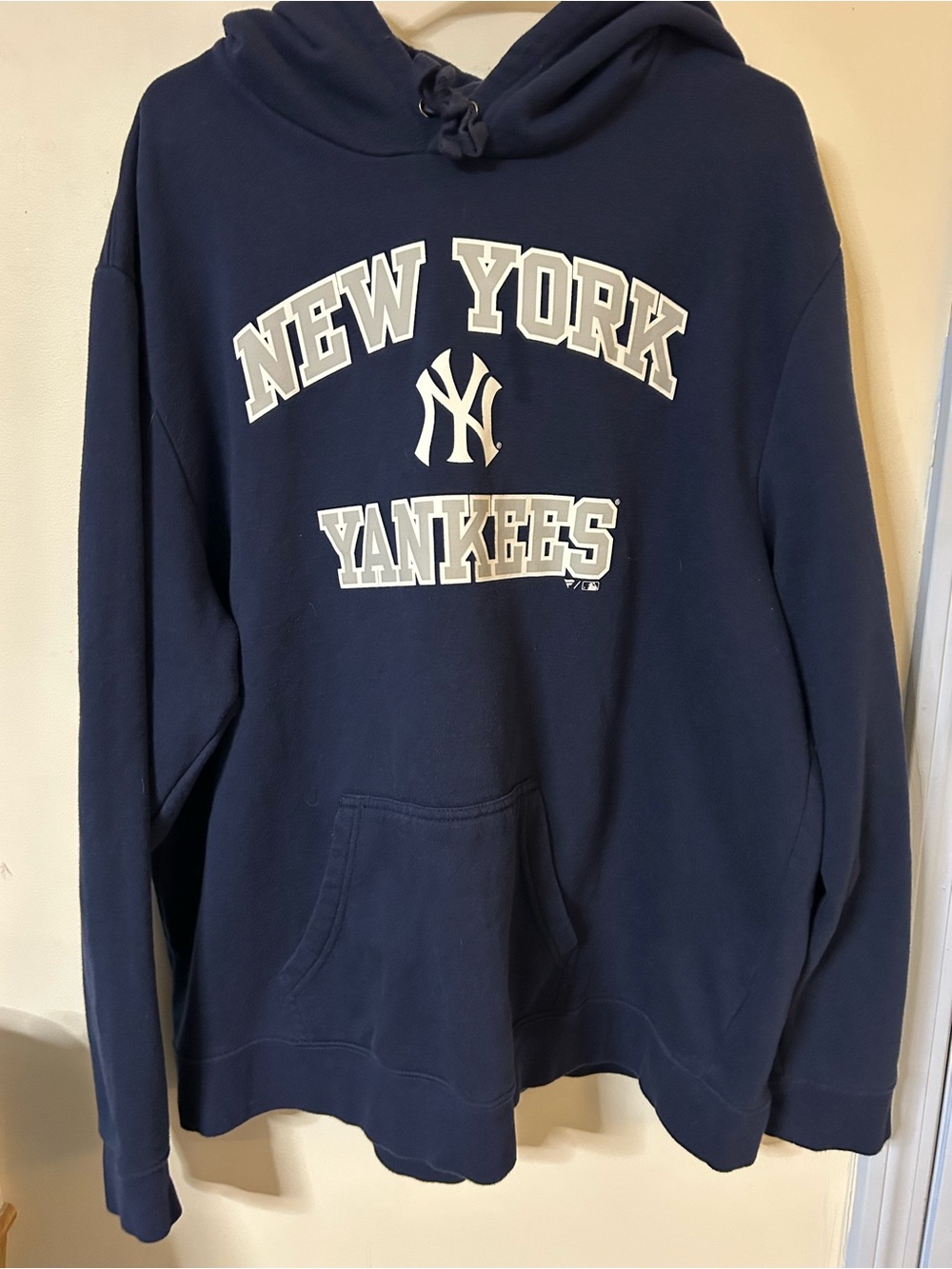 Fanatics Navy New York Yankees Crewneck Hoodie
